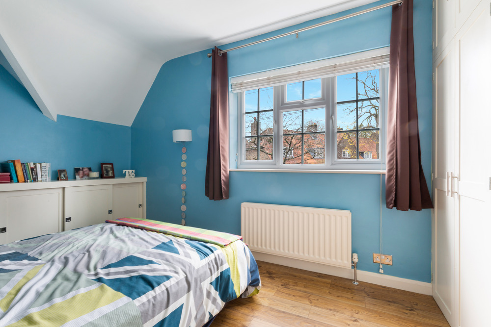 house or flat for sale or rent in south west London